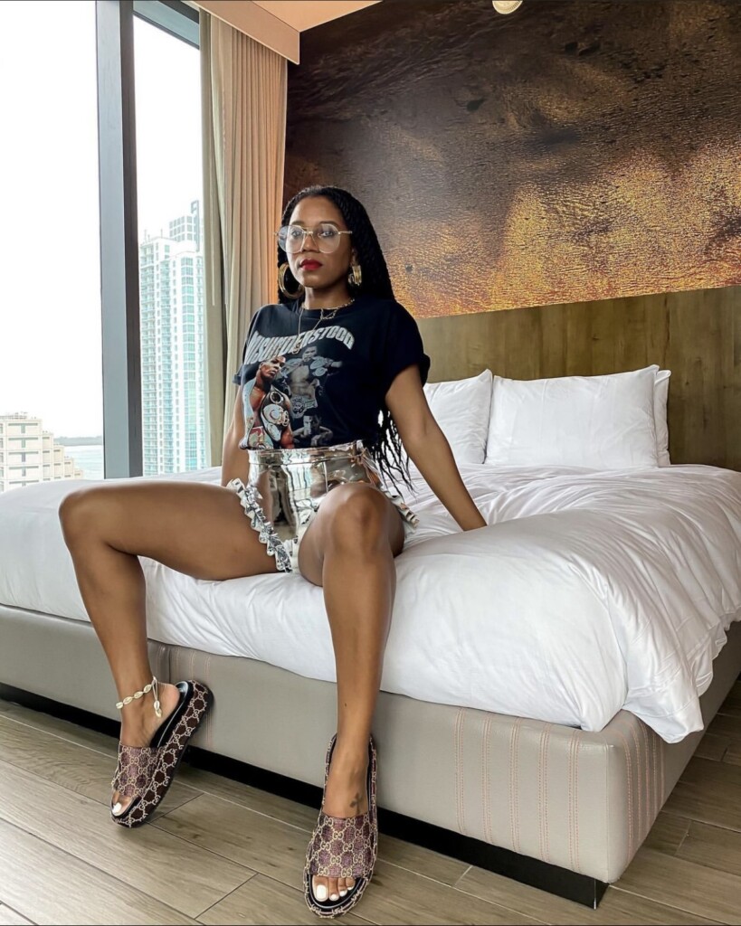 Gucci Women's platform slide sandals: 9 Outfits – Nífè Akingbe